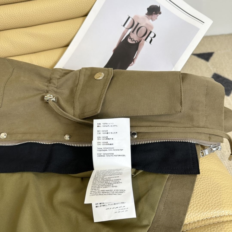 Pra*a outwear